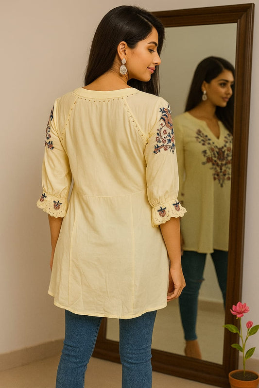 Elara Blossom Kurti